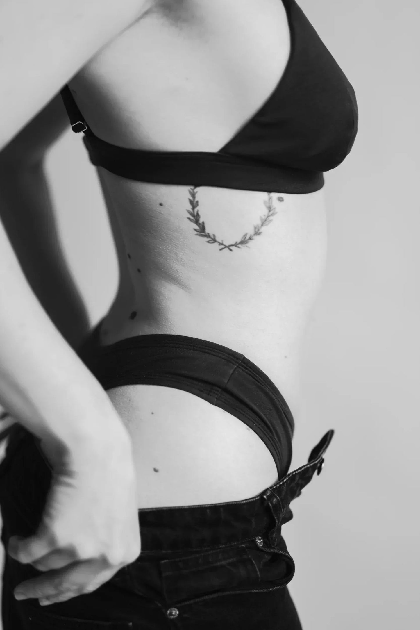 Seaweed Thong — Black