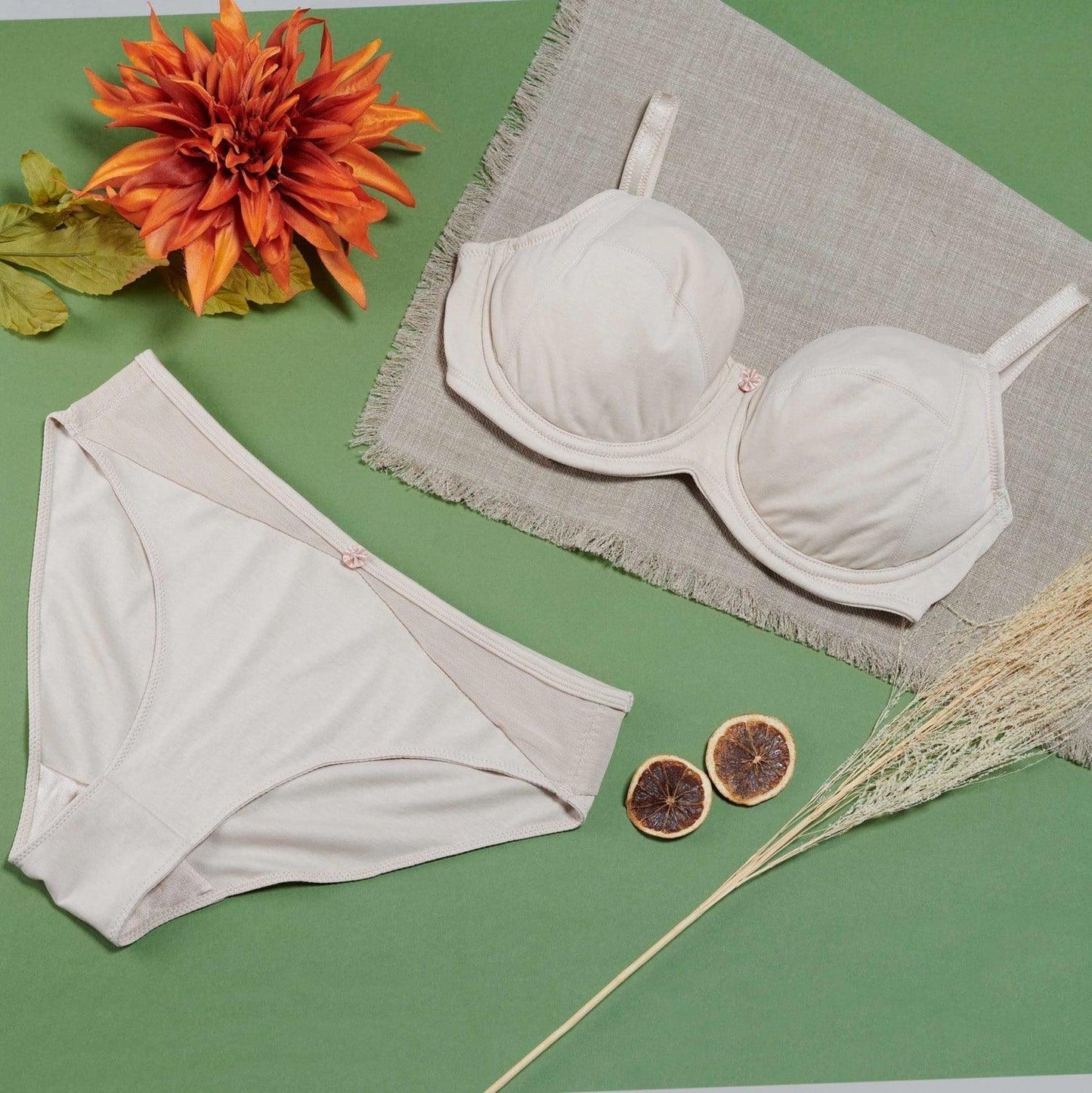 Silk & Organic Cotton Underwired Bra — Ivory