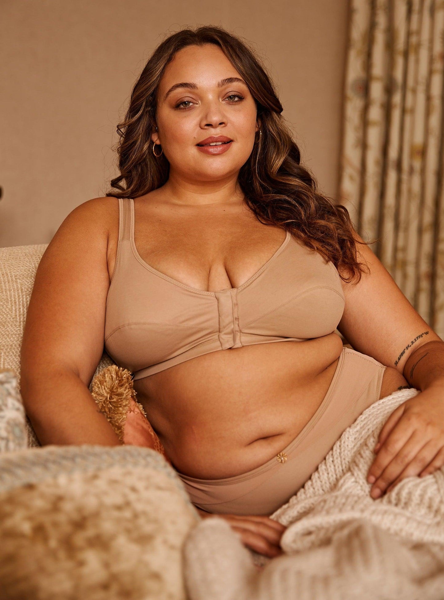Silk & Organic Cotton Front-Closure Bra — Warm Gold