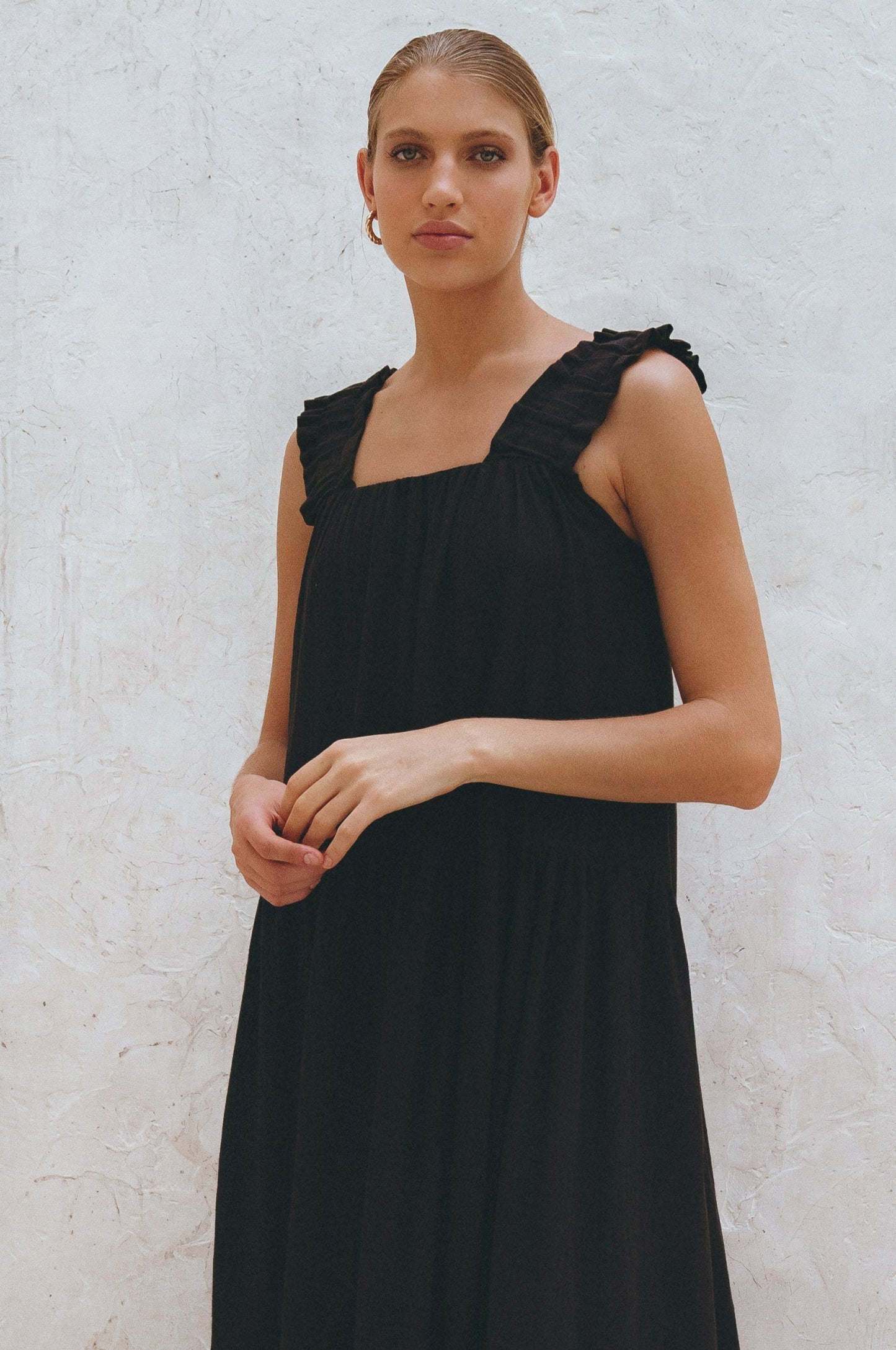 Column Linen Maxi Dress — Rooftop Season