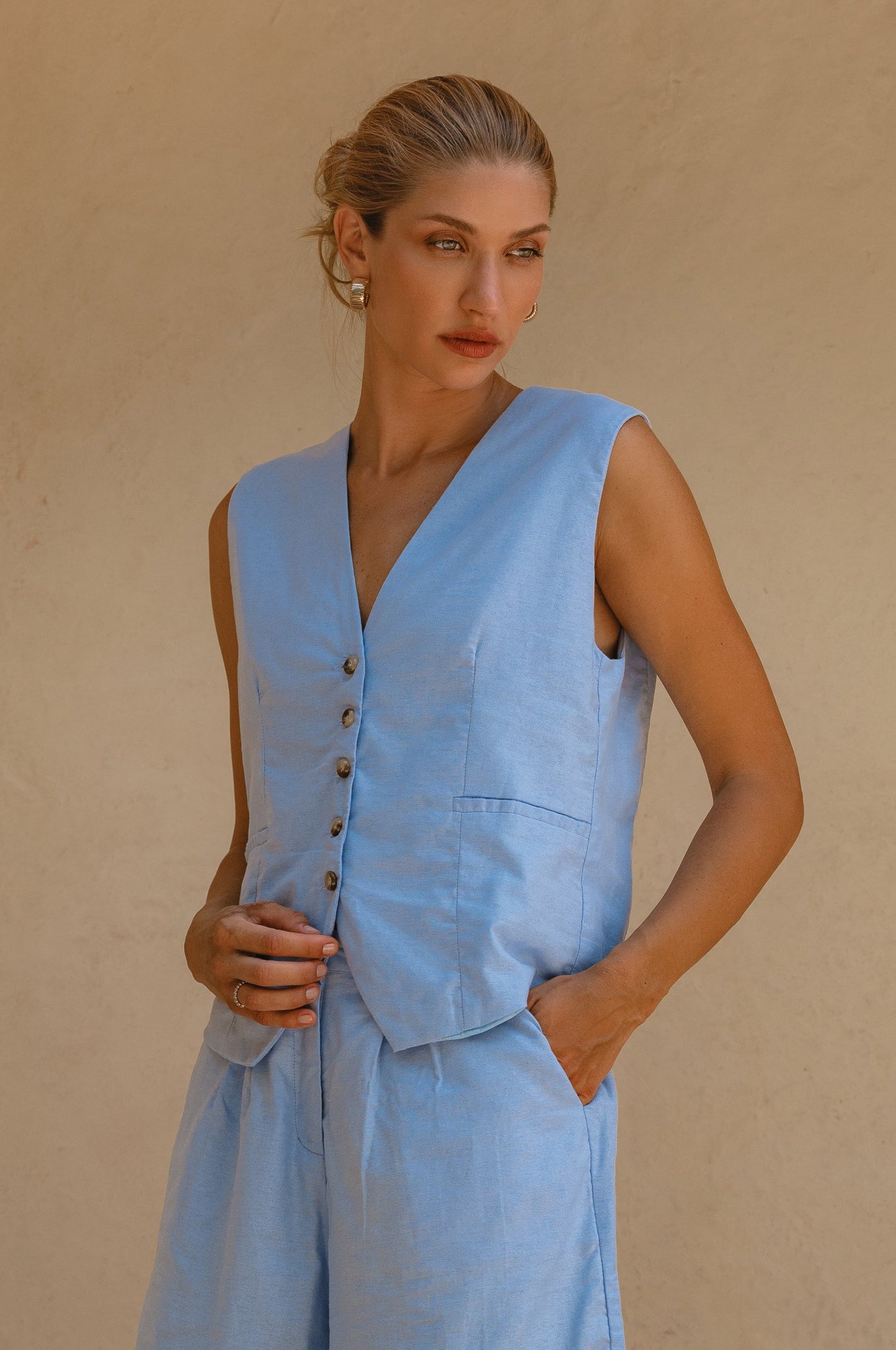 The Off-Duty Linen Vest